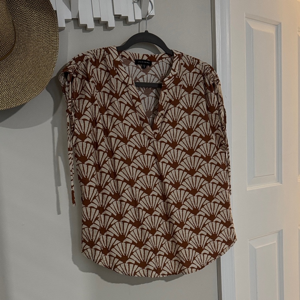 Pleione Geometric Brown and Cream Blouse